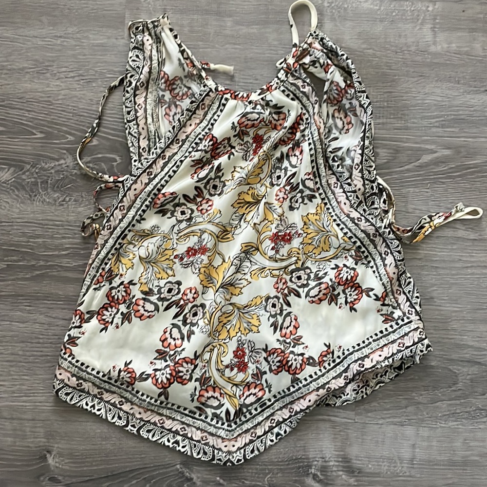 Free People | Sophia Handkerchief Paisley Halter Top - Picture 5 of 10